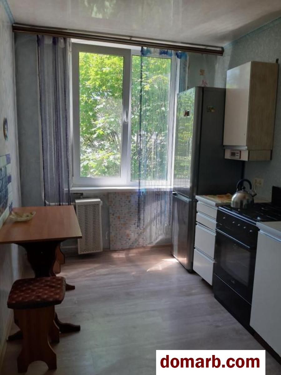 Купить Молодечно Купить Квартиру 1982 г. 36.7 м2 3 этаж 1-ная ул  Стр� в городе Молодечно