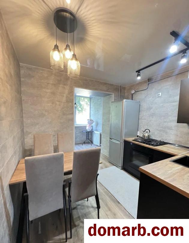 Купить Барановичи Купить Квартиру 1981 г. 71.7 м2 1 этаж 3-ная Жуков� в городе Барановичи