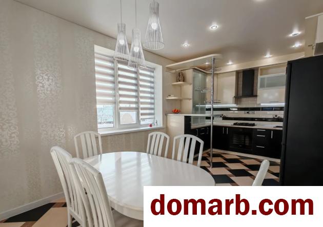 Купить Дягильно Купить Квартиру 2013 г. 166.8 м2 1 этаж 4-ная Молодёж в городе Дягильно