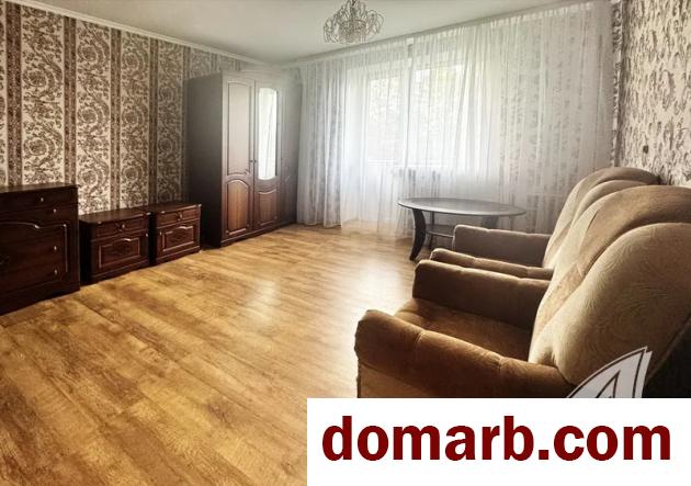 Купить Кобрин Купить Квартиру 1989 г. 34.8 м2 3 этаж 1-ная $33990 в городе Кобрин