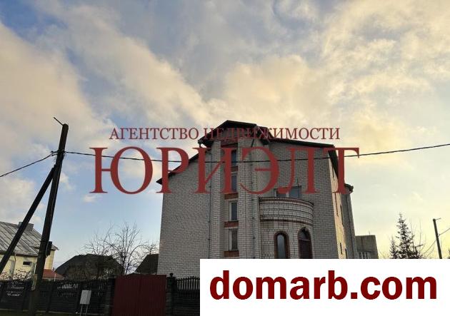 Купить Береговой Купить дом 2002 г. 240 м2 5+-ная Малахитовая ул ул.  в городе Береговой